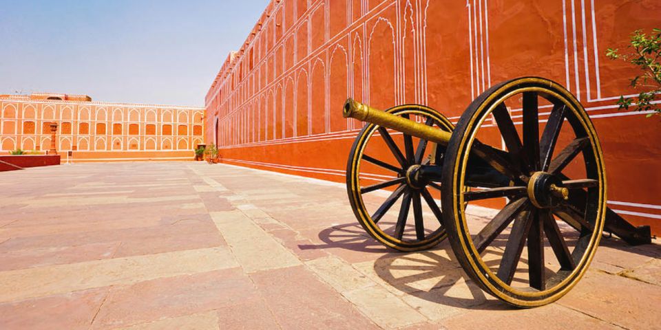 Golden Triangle Tour With Neemrana Fort - Key Points