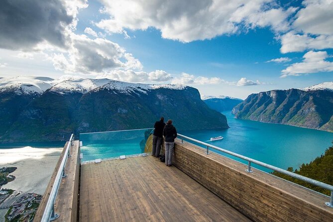 Guided Tour To Nærøyfjorden, Flåm And Stegastein - Viewpoint Cruise - Key Points