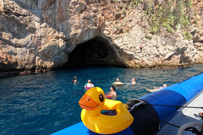 Half Day Guided Boat Tour to Mala Caves With Stop in Villefranche - Key Points