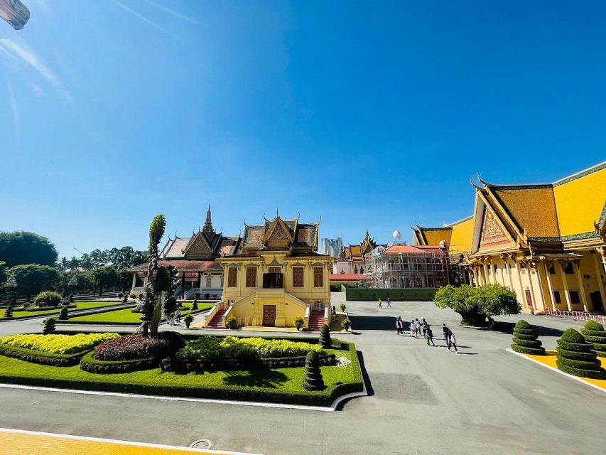 Half Day Phnom Penh Tour With Choeung Ek Genocidal - Key Points