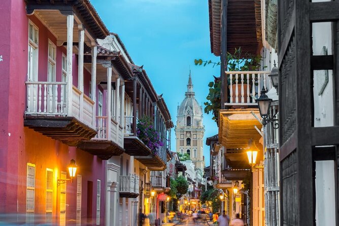 Half-Day Tour of Cartagena by Air-Conditioned Vehicles - Key Points