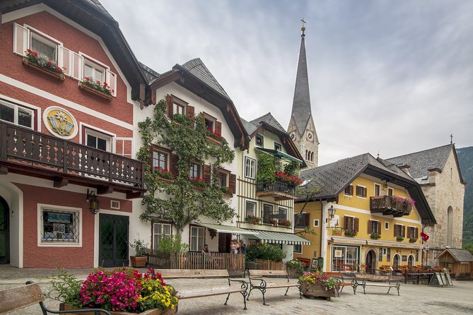 Hallstatt Private Walk Tour With A Professional Guide - Key Points