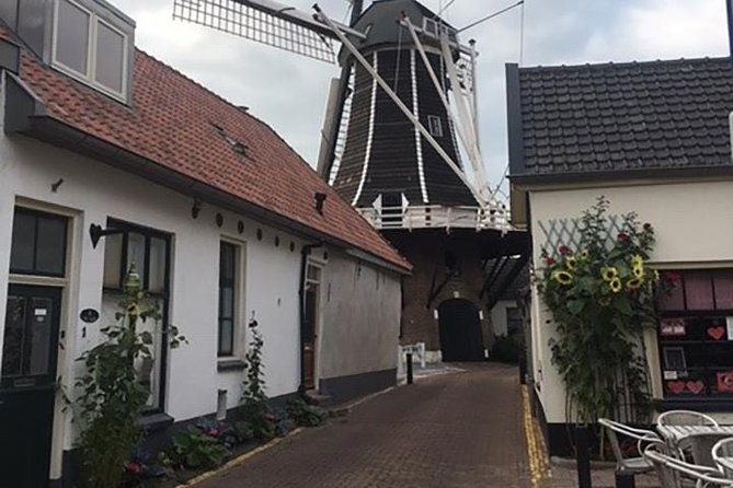 Hattems Windmills, Bakeries and Ghosts: A Self-Guided Audio Tour