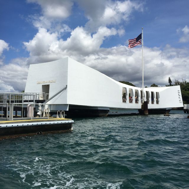 Hawaii: Pearl Harbor and North Shore Adventure - Key Points