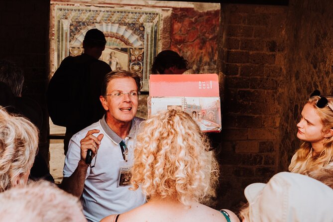 Herculaneum Small Group Tour With an Archaeologist - Just The Basics