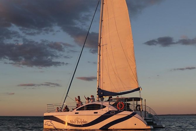 Hervey Bay Champagne Sunset Sail - Just The Basics