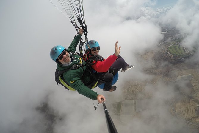 High Performance Paragliding Tandem Flight in Tenerife South - Just The Basics