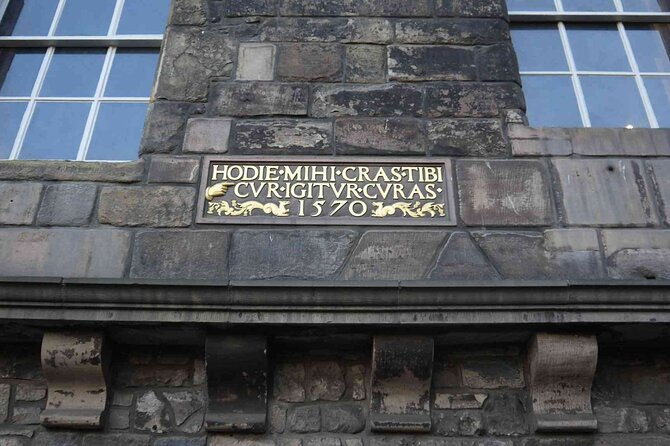 Highlights From the Royal Mile: a Self-Guided Audio Tour - Royal Mile History Exploration