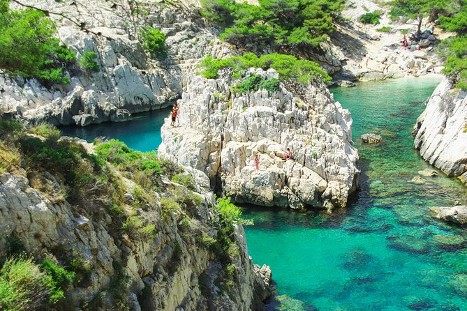 Hiking in the Calanques National Park From Luminy - Just The Basics