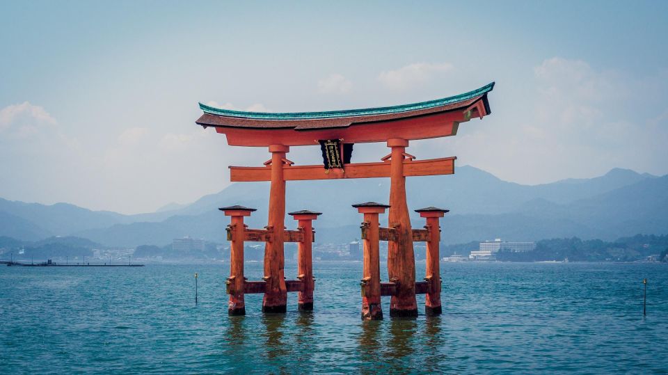 Hiroshima: Peace Memorial, Itsukushima and Miyajima Tour - Just The Basics
