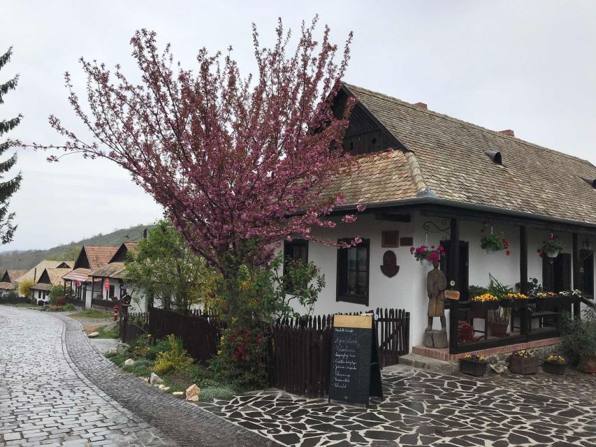 Hollókő Ethnographic Village: Day Tour From Budapest - Key Points