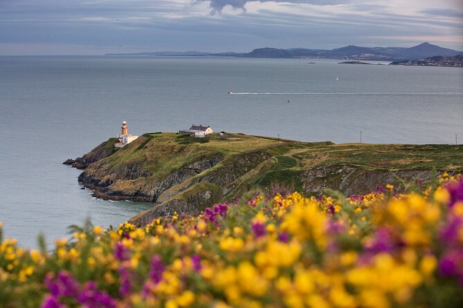 Howth Coastal Half-Day Bus Tour From Dublin With Live Guide - Key Points