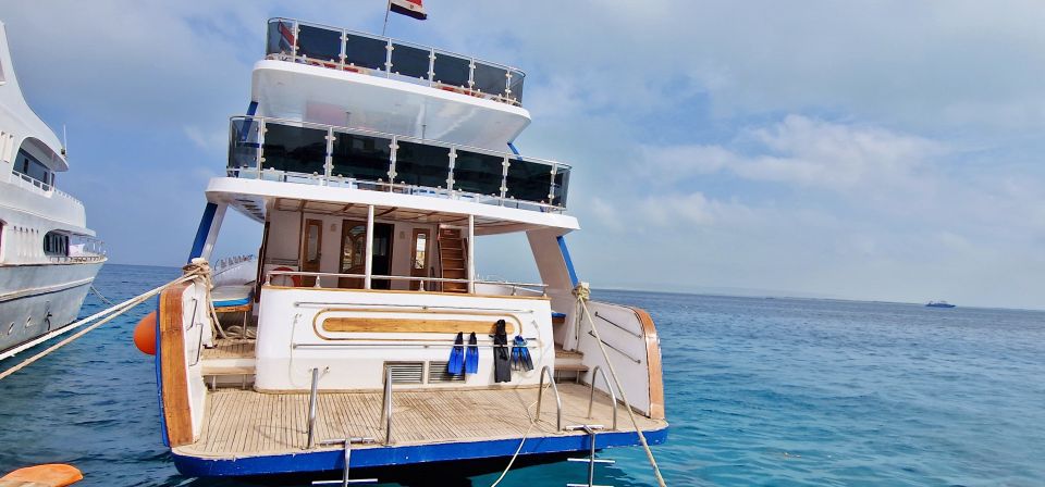 Hurghada: King's Boat Trip With Snorkeling, Islands & Lunch - Key Points