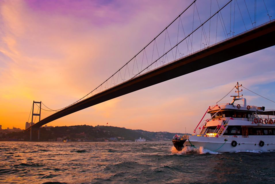 Istanbul: Bosphorus and Golden Horn River Sunset Cruise - Key Points