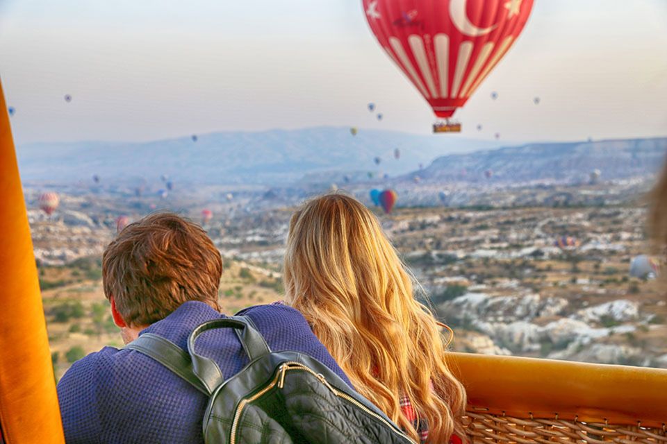 Istanbul: Cappadocia 4-Day Trip by Plane & Hot Air Balloon - Key Points