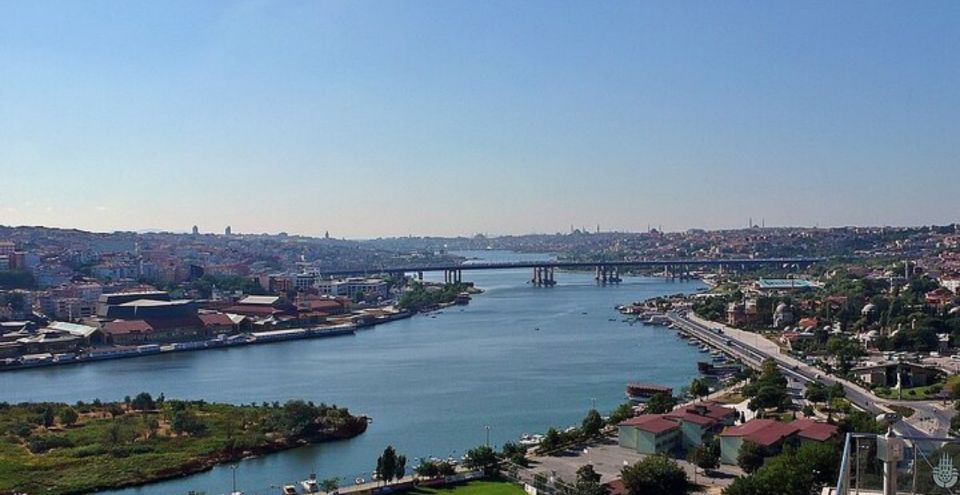 Istanbul City Tour With Dolmabahce Palace & Bosphorus Cruise - Key Points