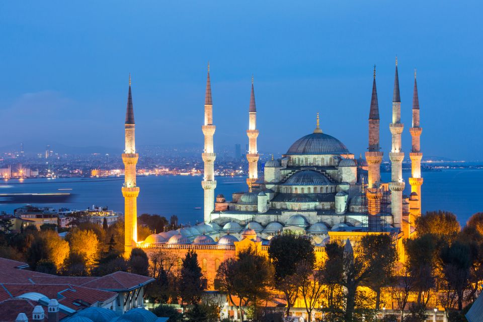 Istanbul: Hagia Sophia, Blue Mosque, and Grand Bazaar Tour - Key Points