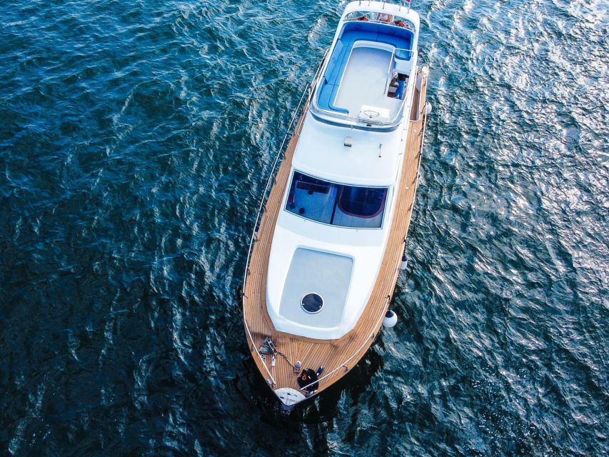 Istanbul: Private Bosphorus Tour On Luxury Yacht Eco#5 - Key Points