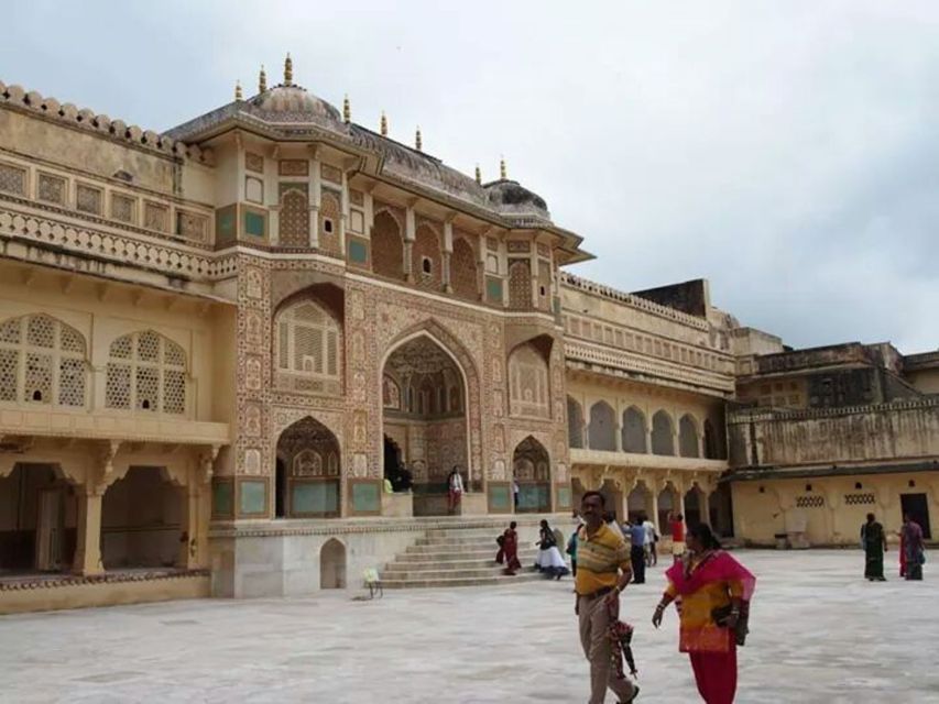 Jaipur : Full Day Sharing Group Guided Sightseeing Tour - Key Points