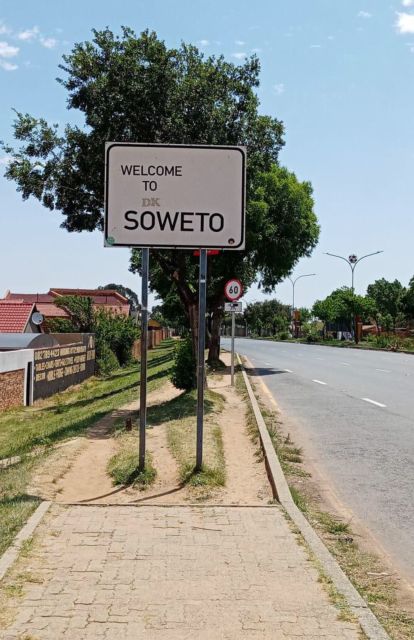 Johannesburg City, Apartheid Museum and Soweto Tour - Just The Basics