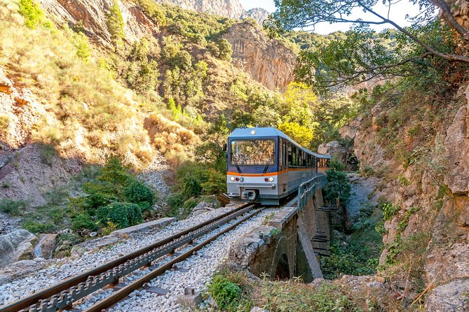 Kalavryta, Rack Railway & Cave of Lakes Full Day Private Tour - Key Points