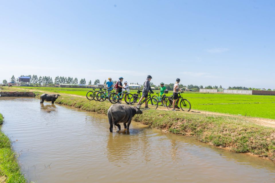 Kampong Phluk: Floating Village Bike Tour and Sunset Cruise - Key Points