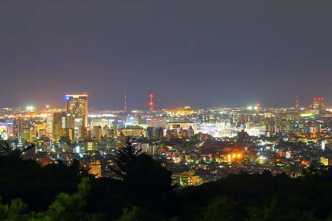 Kanazawa Private Night Tour Photoshoot Session by Professional Photographer - Key Points