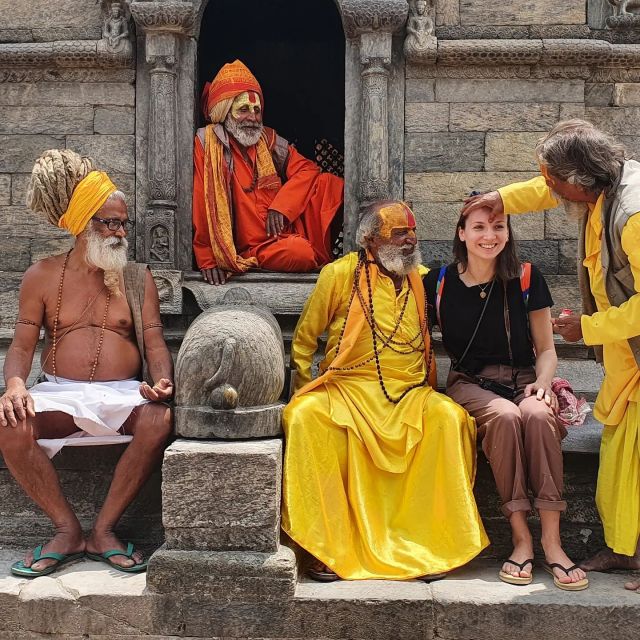 Kathmandu : Hinduism and Buddhism in Practice - Key Points