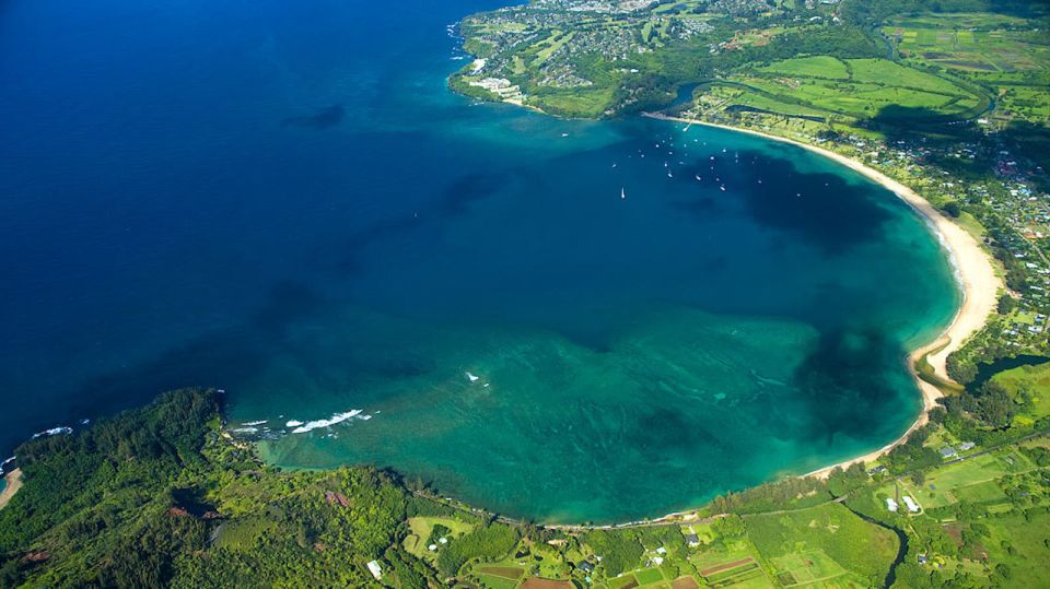 Kauai: Entire Kauai Air Tour With Window Seats - Key Points