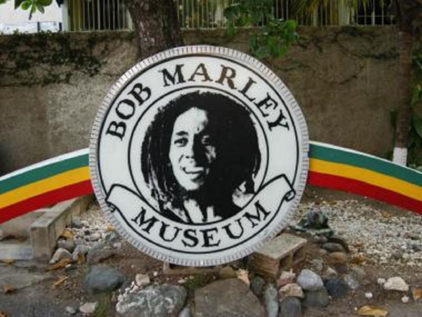 Kingston Sightseeing, Bob Marley Museum and Night Market Exp - Just The Basics