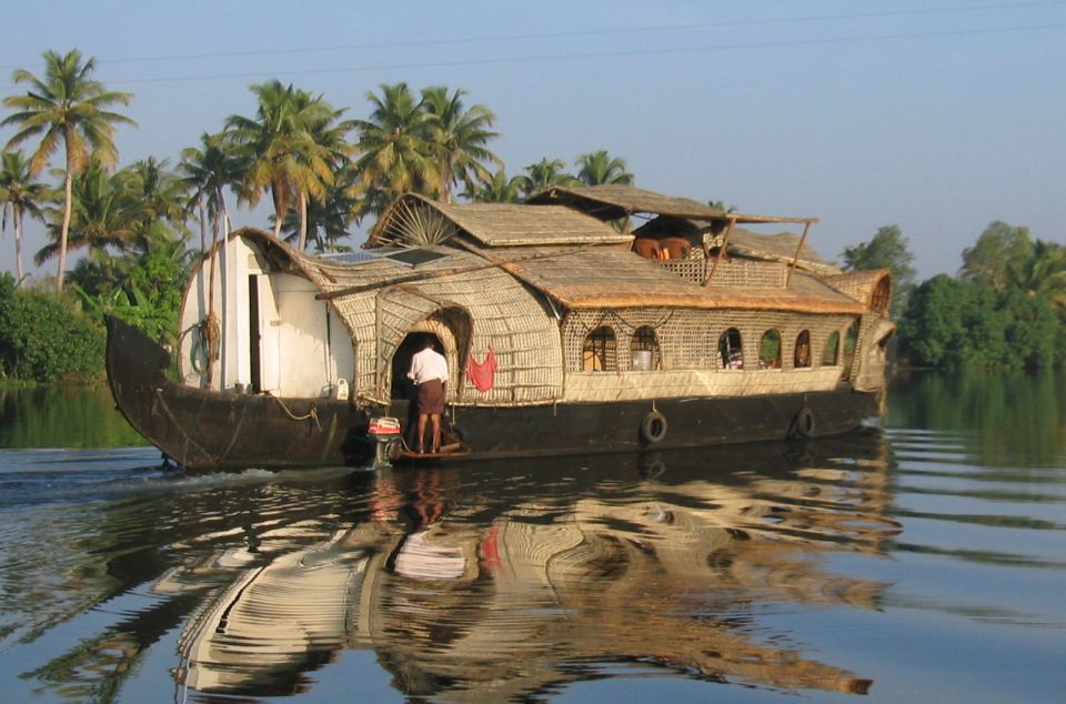 Kochi: Private Backwater Houseboat Day Cruise With Transfers - Key Points