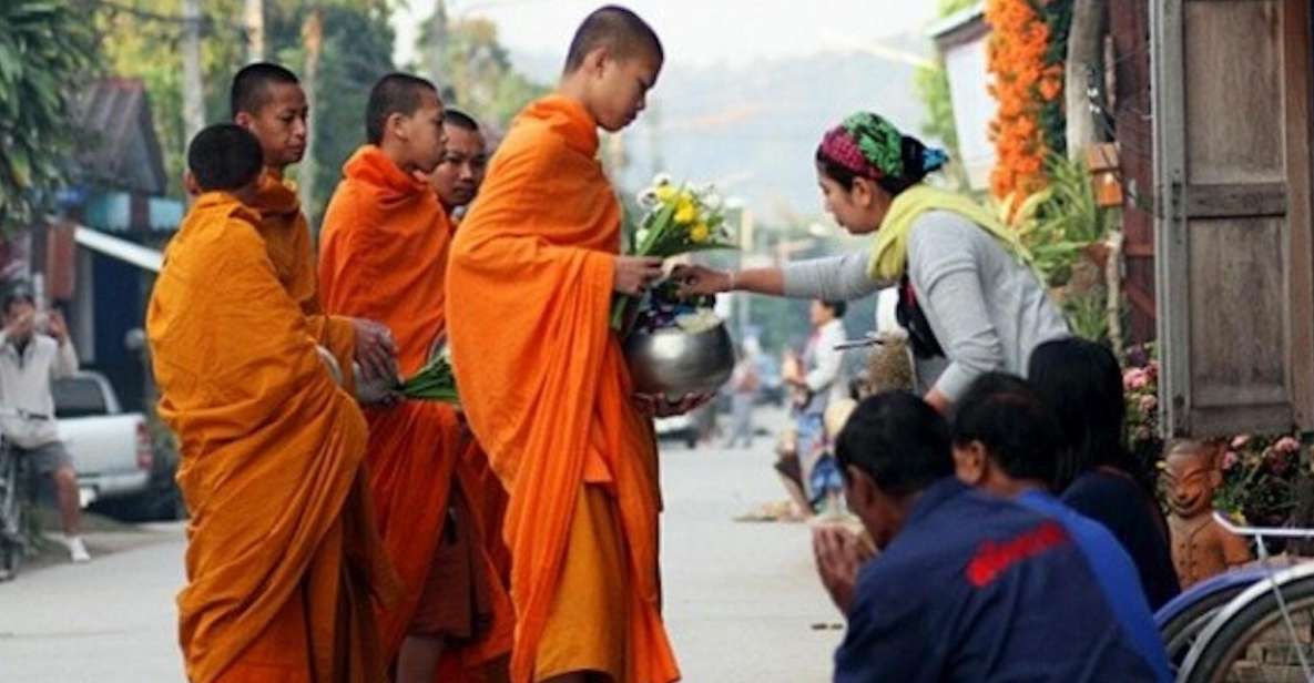 Krabi: Highlights Walking Tour With Buddhist Alms Ceremony - Key Points