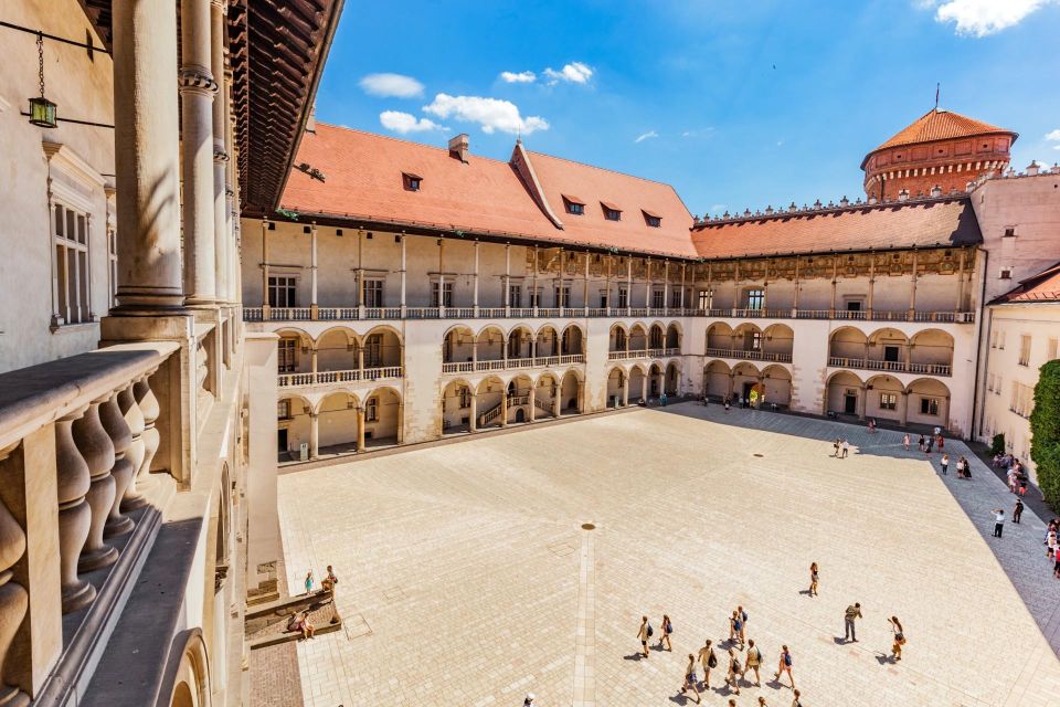 Krakow: Skip-the-Line Wawel Castle Royal Apartments Tour - Key Points