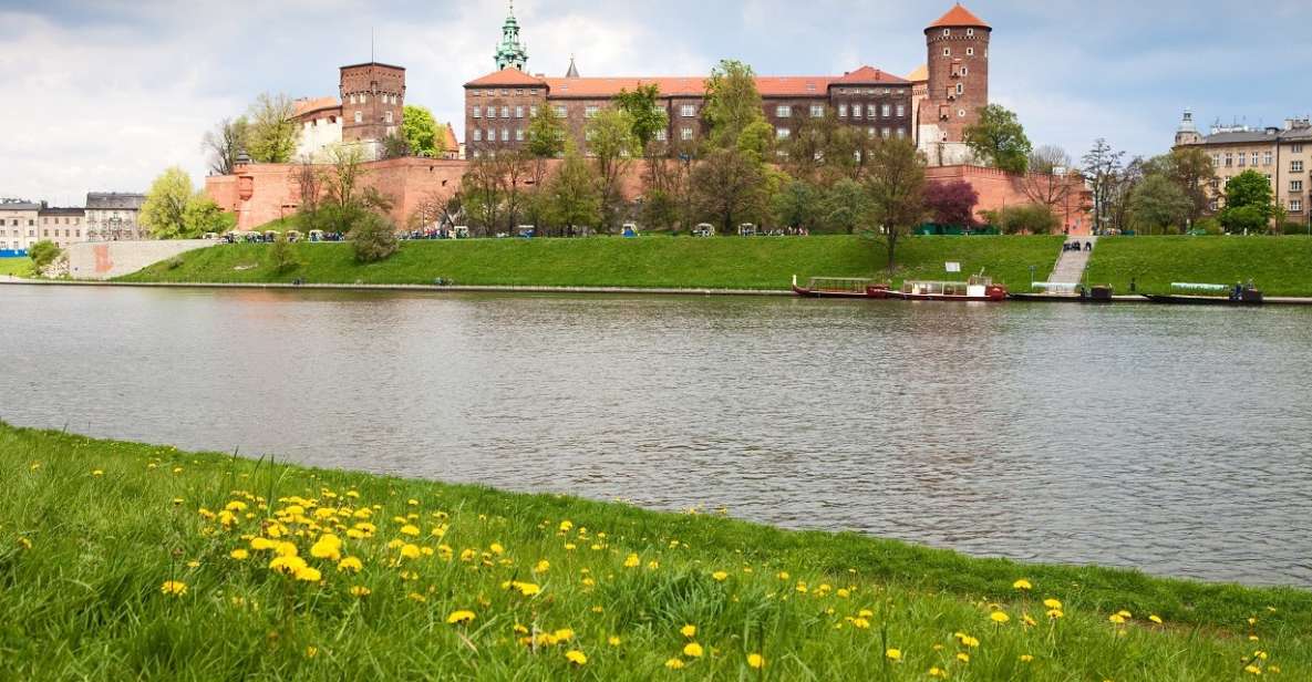 Krakow: Vistula River Lazy Cruise - Key Points