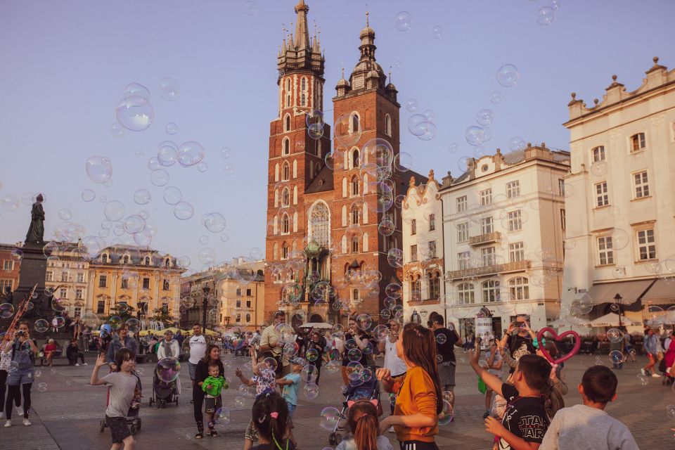 Krakow Walking Tour With Private Guide - Key Points