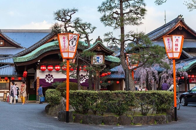 Kyoto Evening Gion Food Tour Including Kaiseki Dinner - Just The Basics