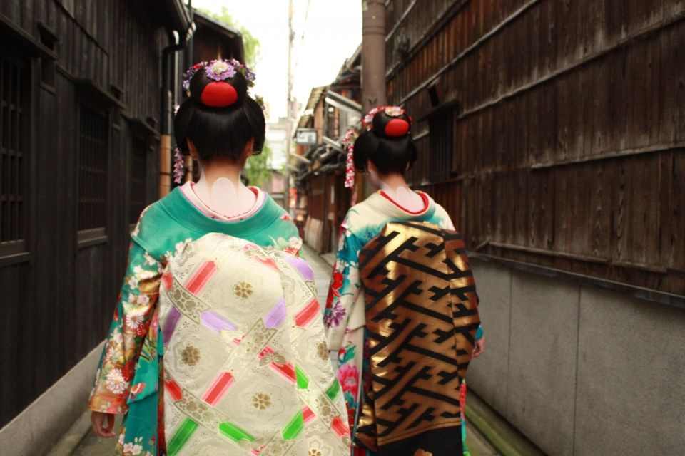 Kyoto: Gion District Hidden Gems Walking Tour - Just The Basics