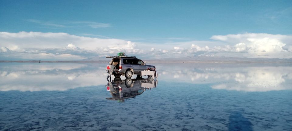 La Paz: 4-Day Uyuni & Colored Lagoons With Flight and Hotel - Key Points