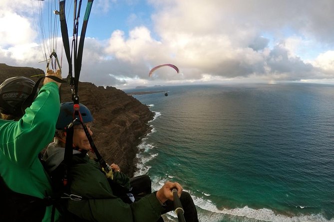Lanzarote Paragliding Experience (Mar )