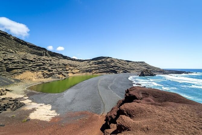 Lanzarote Volcanoes Tour Departing From Fuerteventura - Tour Highlights