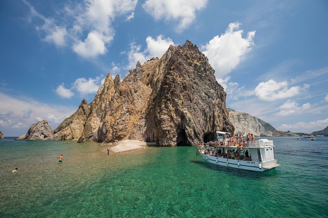 Line for the Islands of Ponza and Palmarola - Key Points