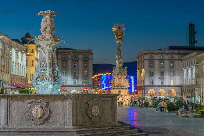 Linz Private Walking Tour With A Professional Guide - Key Points