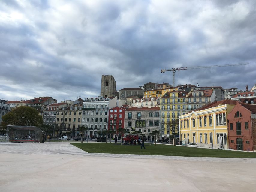 Lisbon: 2.5-Hour Hills Tour by Electric Bike - Key Points