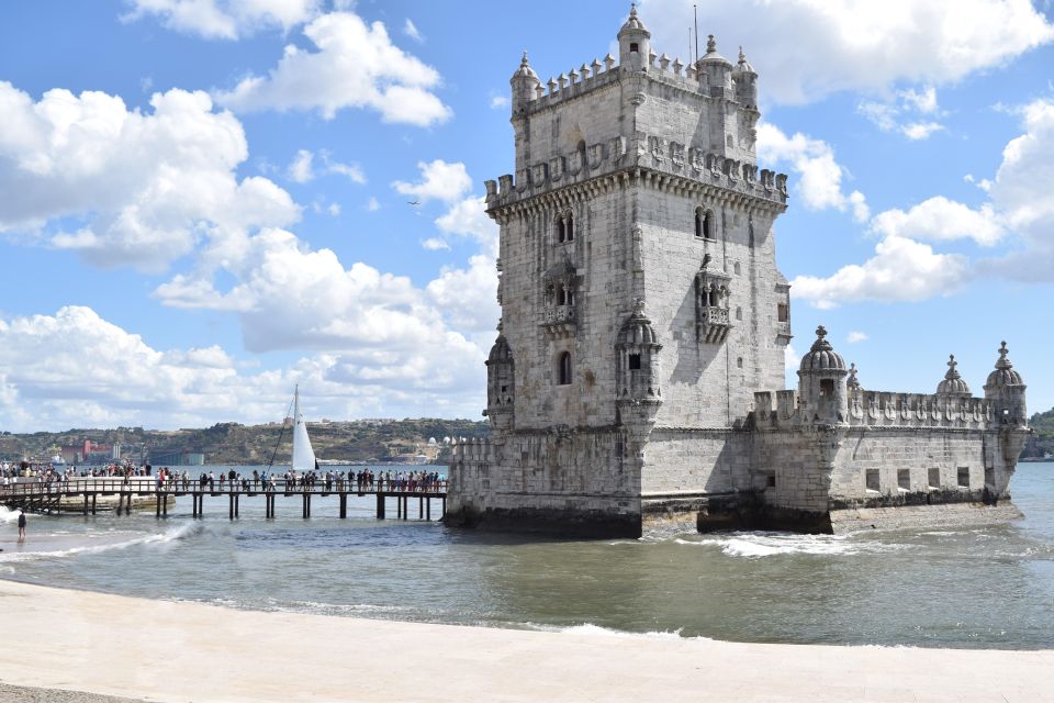 Lisbon: 3 Hours City Tour - Key Points