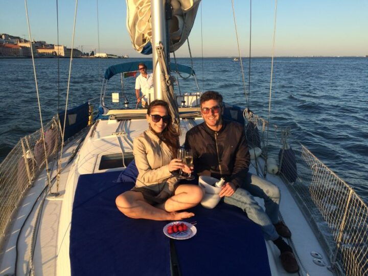 Lisbon: Private Sunset Sailing Tour With Champagne - Key Points