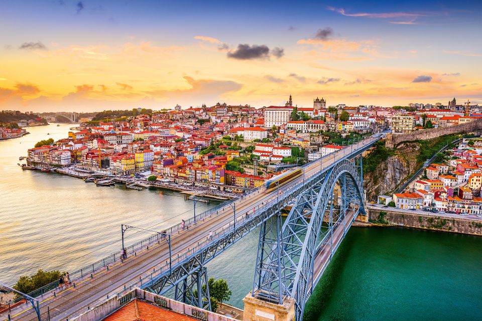 Lisbon: Private Transfer to Porto With Obidos/Nazare Tour - Key Points