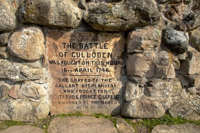 Loch Ness, Urquhart Castle & Culloden Battlefield - Loch Ness Myth and Mystery