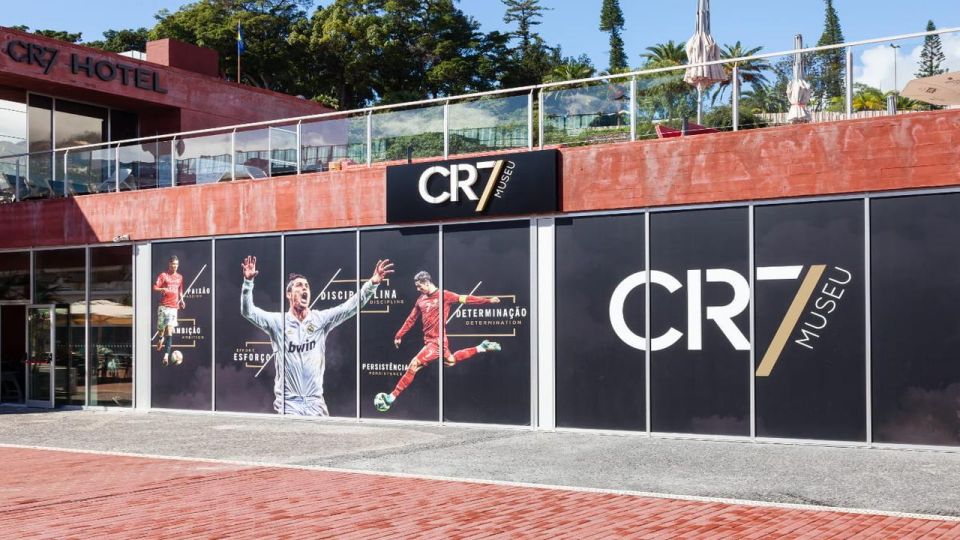 Madeira: Private Cristiano Ronaldo Tour With CR7 Museum - Key Points