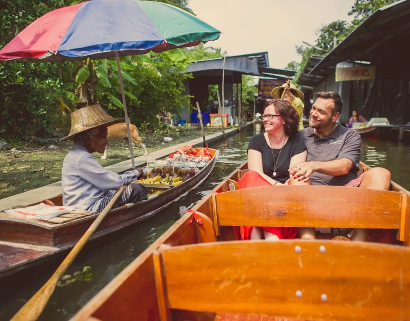 Maeklong Railway & Floating Market Tour - Key Points