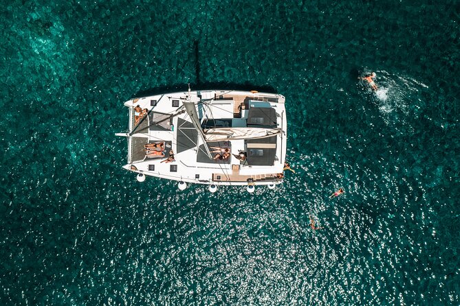Majestic Catamaran Caldera Cruise With Snacks, Meal & Drinks - Just The Basics